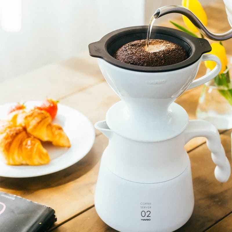 Hario Keramisk Dripper med filter, str 02